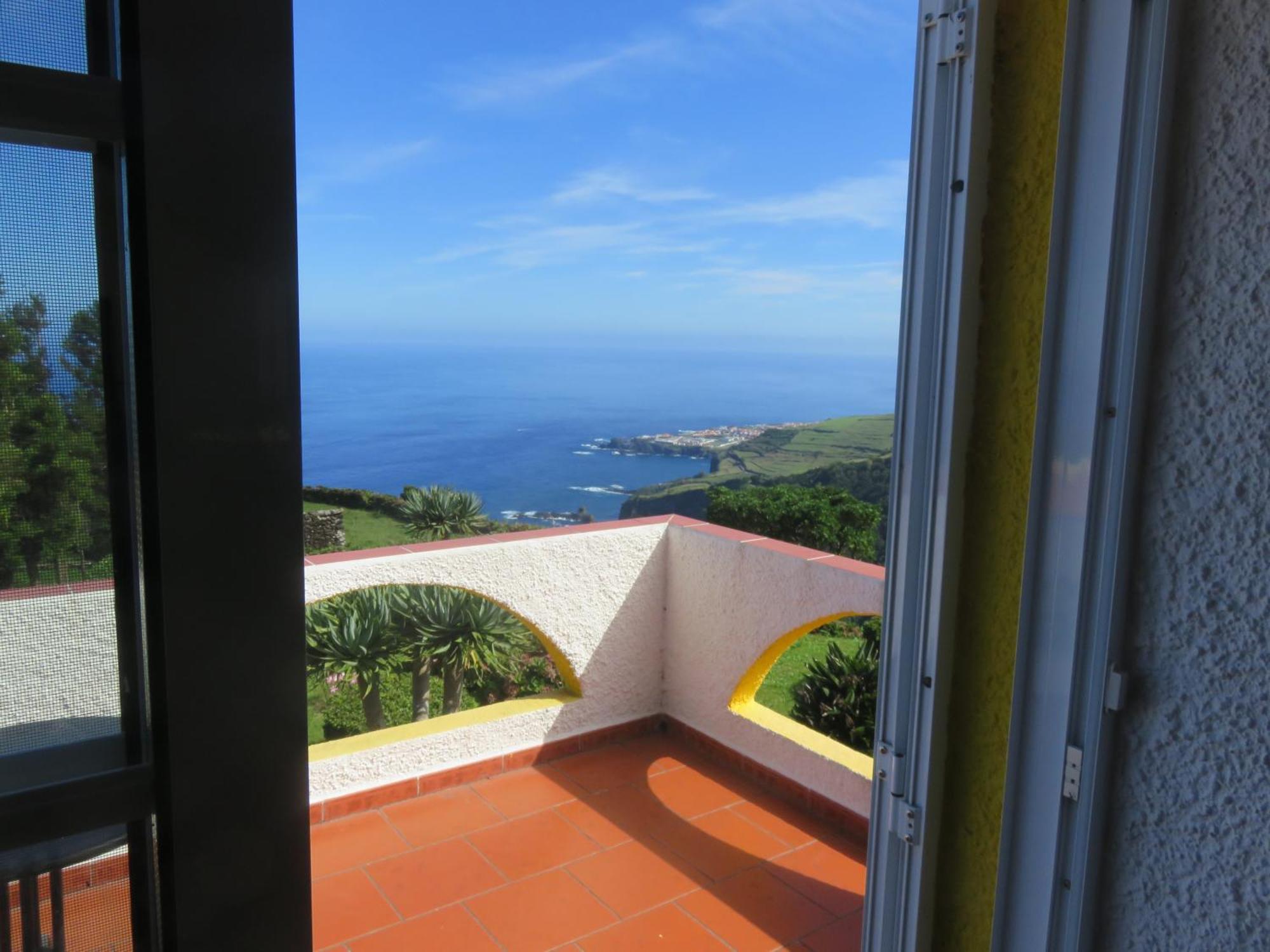 Villa Cedros Santa Cruz das Flores Szoba fotó